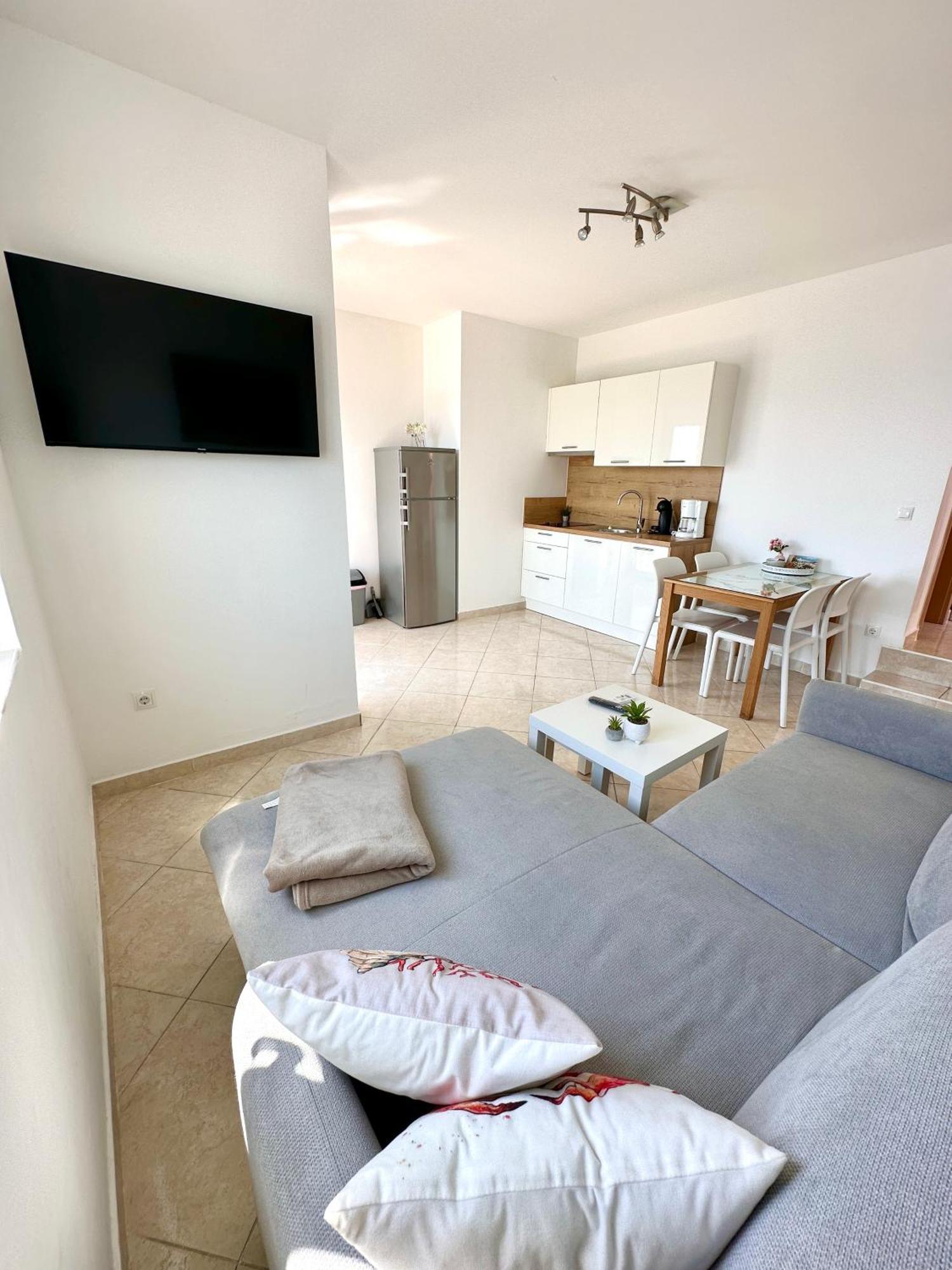Villa Punta Zara Esterno foto