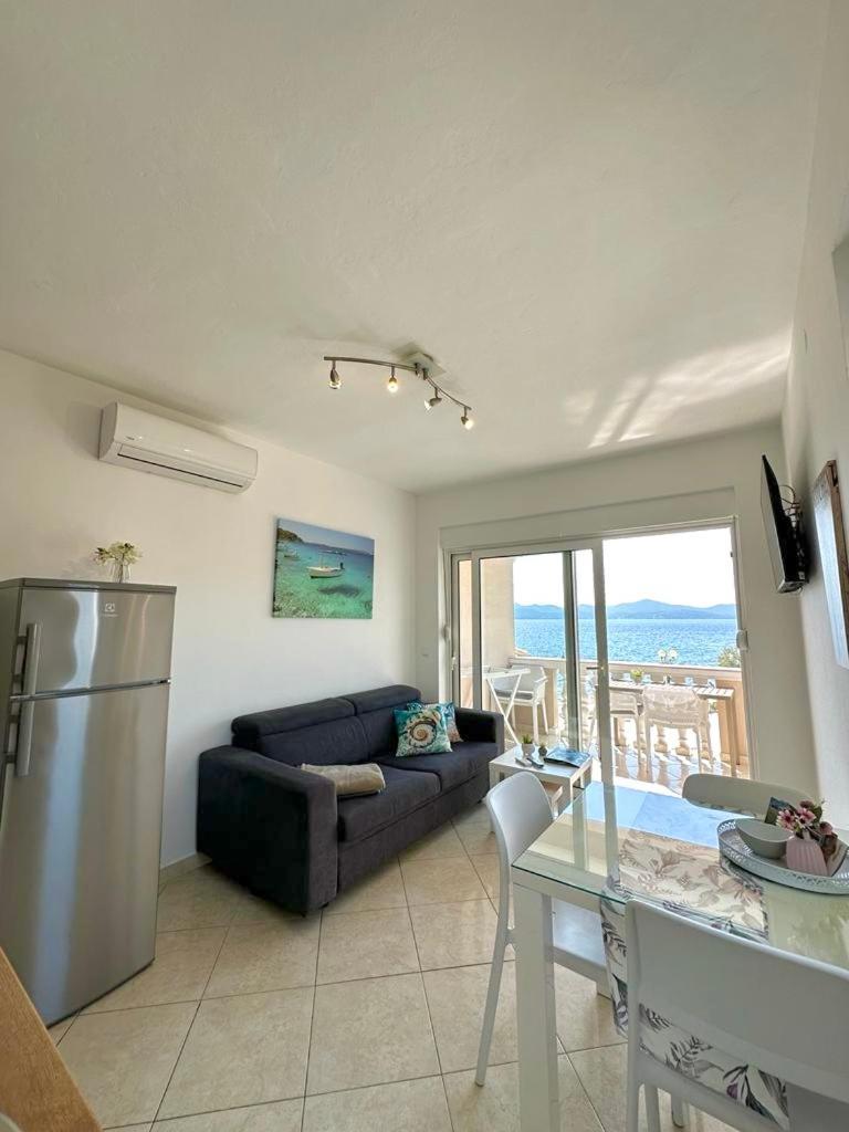 Villa Punta Zara Esterno foto